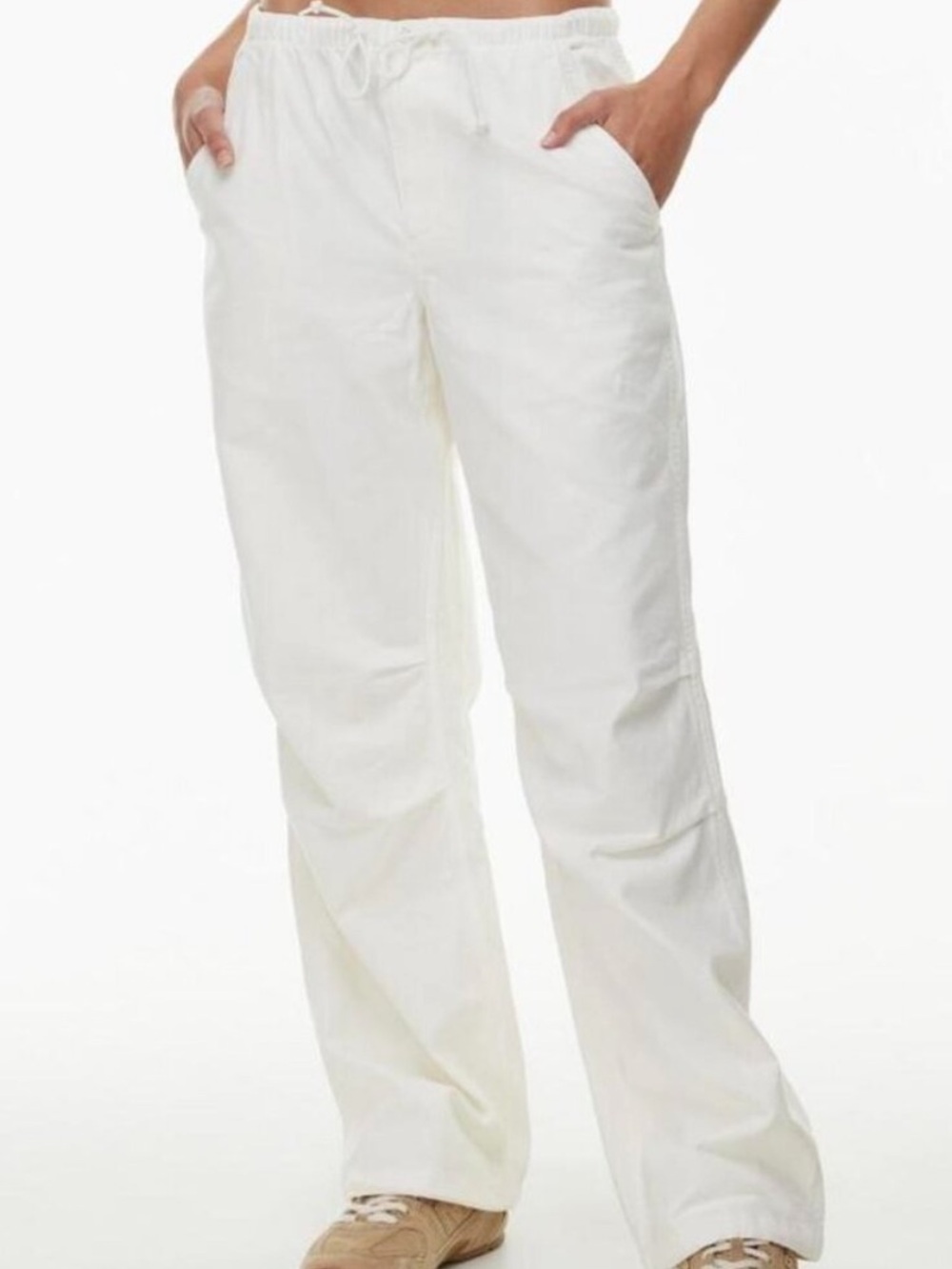 Aritzia TNA Cache Cargo Pant in white